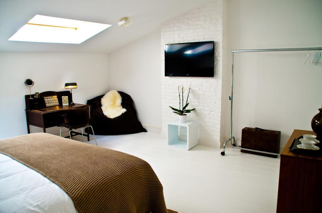 House Ninety Guesthouse Иксель Экстерьер фото